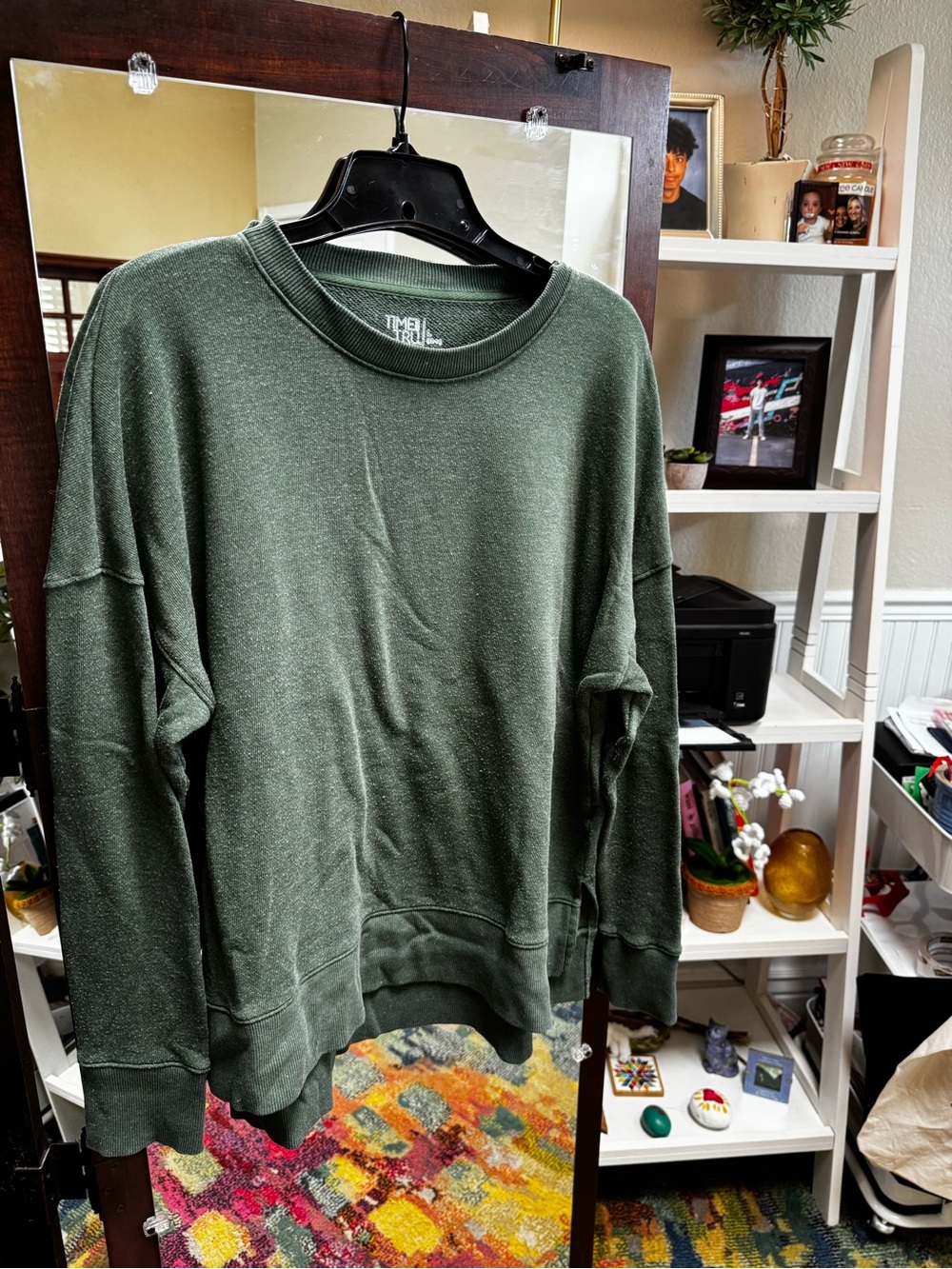 Time & Tru  Women’s Crewneck Sweatshirt in Forest Green, Size Large